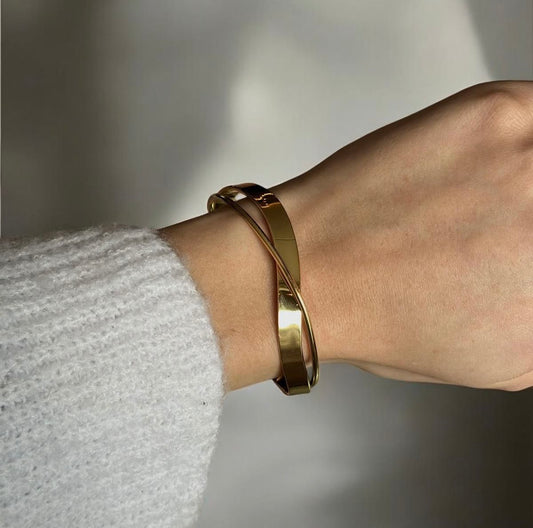 Gouden crossover bangle - Ylova