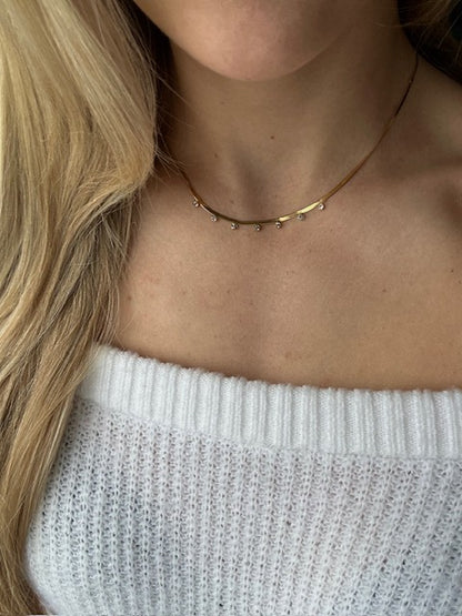 Gouden snake ketting met kristaldetails - Ylova