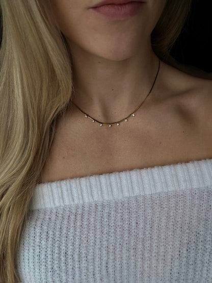 Gouden snake ketting met kristaldetails - Ylova