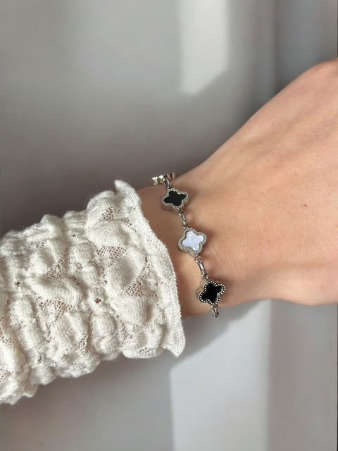 Zilveren armband met klavers - Ylova