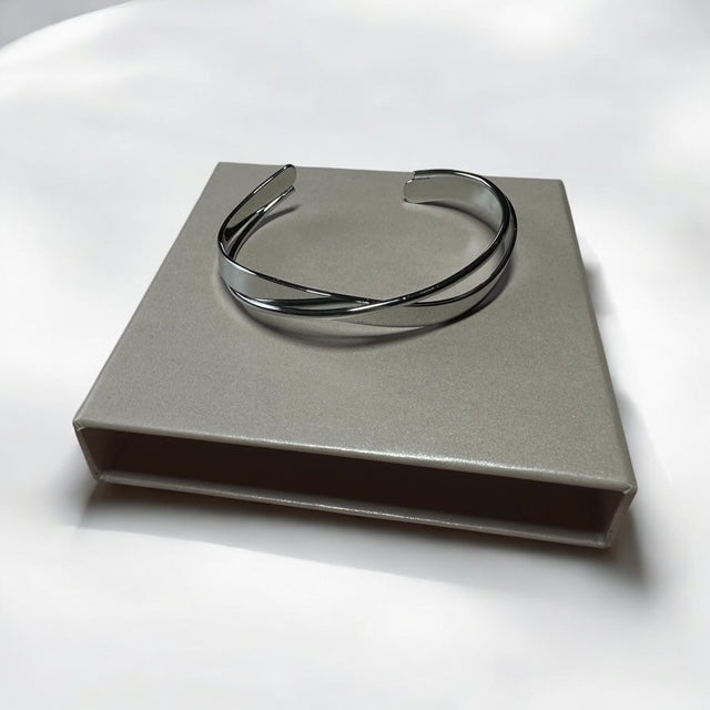 Zilveren crossover bangle - Ylova